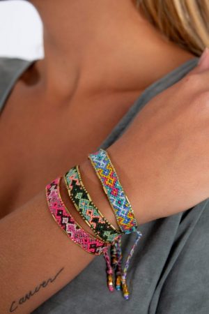 Pulsera macramé plana